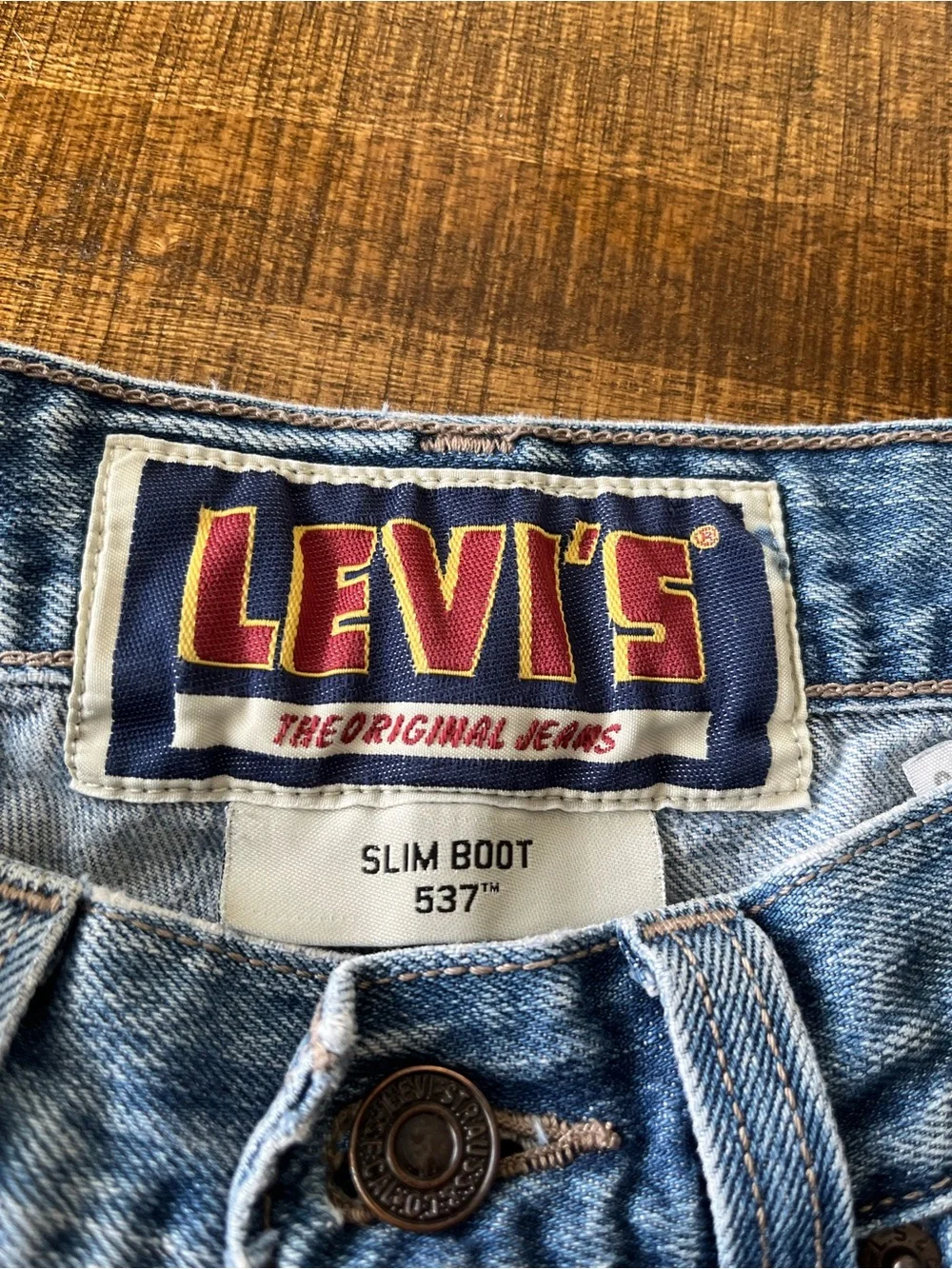 Levi's Men's Light Blue Denim Jeans - Slim Boot 537 Vintage
